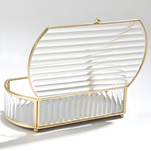 Boîte de rangement et organisateur de bijoux en verre côtelé avec cadre en laiton, style moderne et luxueux, pour fabricants - Product Image 5