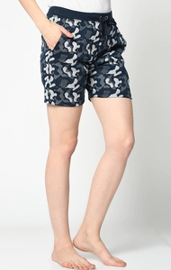 Shorts de bain pour femmes, imprimé camouflage marine, taille mi-haute avec cordon de serrage, poches, séchage rapide, tissu tricoté, coupe décontractée - Product Image 5
