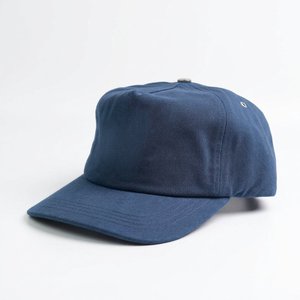 Casquettes de baseball en sergé de coton brodées sur mesure avec sangle réglable – Vente en gros pour marques de streetwear et grossistes en vêtements - Product Image 5