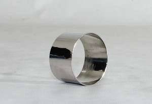 Anillo de Servilleta Metálico Estilo Coreano con Acabado Plateado, Suministros para Eventos, Diseños Personalizables y Anillos de Servilleta Duraderos para Restaurantes, Ideales para Regalos - Product Image 6