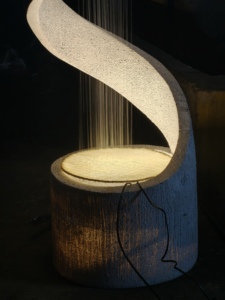 Fuente de Agua en Espiral Moderna de Resina Artificial con Iluminación, Decoración Independiente para Jardín y Patio, Fácil de Instalar - Product Image 4