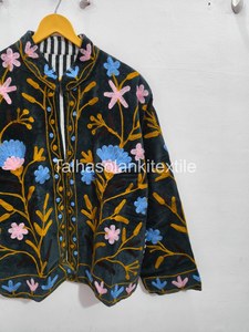 Women's Velvet Blazer Hand Embroidered Floral Pattern Mandarin Collar Full Sleeve Autumn <b>Coat</b> - Product Image 3