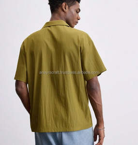 Camisa verde de diseño personalizado OEM bordado blanco 100% algodón Lino cuello vuelto para hombres camisa de media manga bordado de flores - Product Image 4