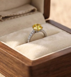 Anillo de Oro Sólido de 10K, 14K, 18K con Diamante Cultivado en Laboratorio de Corte Brillante Redondo, Color DEF, Claridad VSVVS, Anillo de Compromiso Solitario, Anillo de Boda - Product Image 1