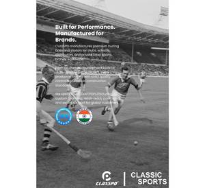Porte-clés de cricket brodé classique, best-seller, souvenir sportif miniature, en vente - Product Image 2