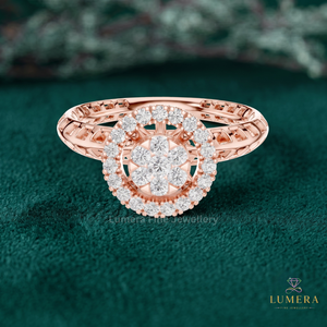 Bague en diamant rond de joaillerie fine avec centre floral complexe, design halo flottant, et monture panier à découpe ouverte - Product Image 2