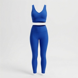 Conjunto de 2 piezas de yoga para mujer: Top corto acanalado azul marino de manga larga con cuello cuadrado y tirantes finos, y shorts de cintura alta - Product Image 1