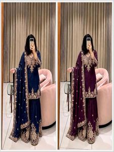 Elegante Conjunto Tradicional de Tres Piezas de Kurti de Georgette de Secado Rápido con Pañuelo Sarara Completamente Cosido para Fiesta o Boda - Product Image 6