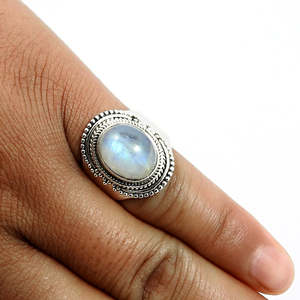 925 Sterling Silver Bezel Setting Wedding & Party <b>Rings</b> With Rainbow <b>Moonstone</b> Gemstone Handmade Oval Cut Bohemian Jewelry - Product Image 3