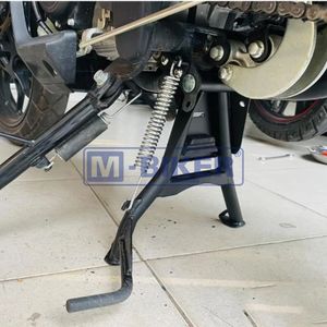 ขาตั้งกลางรถมอเตอร์ไซค์ M Biker Yamaha MT 15 อะไหล่และอุปกรณ์เสริมสำหรับจอดรถและบำรุงรักษาอย่างมั่นคง - Product Image 2