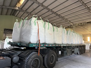 ผงแคลเซียมคาร์บอเนตธรรมชาติเวียดนาม ยี่ห้อ Nhat Thang VNT7 VNT-5C  ได้รับการรับรองมาตรฐาน ISO9001 สำหรับการเคลือบพลาสติกและยาง - Product Image 5