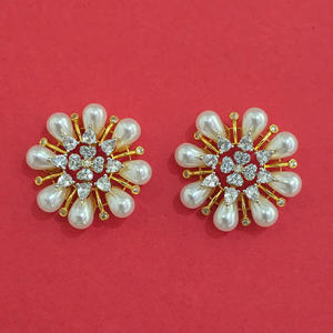 Tops clásicos de diseñador Kundan con chapado en oro Mehndi hermosos pendientes de aro de moda - Product Image 3