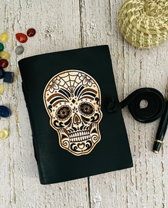 Journal en cuir vintage : Carnet des Ombres Crâne, Papier antique (7x5 pouces) - Product Image 3