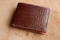 Dompet Pria Kulit Asli Pendek Buatan Tangan Tren 2025 Terlaris Motif Aligator Tahan Air 100% Kulit Asli