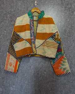 Chaqueta Kantha Acolchada Hecha a Mano, Chaqueta Corta de Algodón para Mujer, Chaqueta Corta Boho Reversible para Otoño e Invierno - Product Image 6