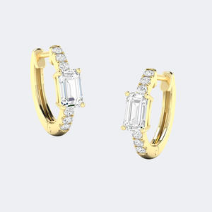 Pendientes de aro tipo Huggie solitarios con esmeralda de 0.70 quilates de peso total, corte redondo, engaste pavé y puntas, en oro de 9K - Product Image 1