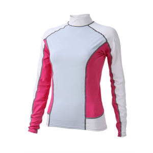 Rashguard personnalisé pour homme, blanc uni, manches courtes, pour BJJ, MMA, surf, natation et autres sports de gym. - Product Image 3