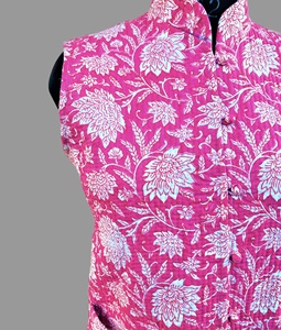 Pink Winter Quilted Cotton Handblock Printed Floral Eco-Friendly Windproof Vintage Crop Jacket Reversible Waistcoat Design 300g - Product Image 2