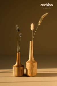 Jarrón de Flores de Madera de Diseño Moderno para Exhibición en Estantes del Hogar con Acabado de Textura Rica y Detalles Artísticos Hechos a Mano - Product Image 6