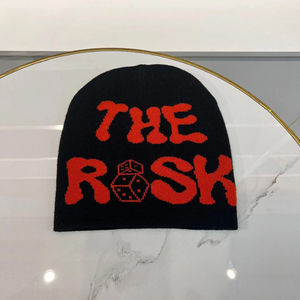 Bonnet tricoté unisexe OEM personnalisé de haute qualité 100 % acrylique, avec étiquette tissée teinte à la lettre, pour l'hiver, le ski et le pêcheur, modèle adulte courant - Product Image 3