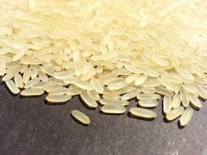 ข้าวธรรมชาติไม่ใช่ข้าวบาสมาติ IR 64 ข้าวพาร์บอยล์ 5% แตกเม็ด เนื้อเหนียว หอมสดใหม่ เหมาะสำหรับทำอาหาร สำหรับขายส่ง - Product Image 1