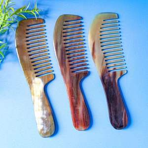 Peigne en corne naturelle fait main, antistatique, en véritable corne de buffle, lisse et élégant, pour tous. - Product Image 4