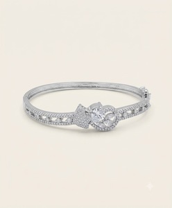 Bracelets en argent plaqué avec grappes de gouttes d'eau et diamants américains, bijoux ethniques pour soirées, pour femmes, vente en gros - Product Image 1