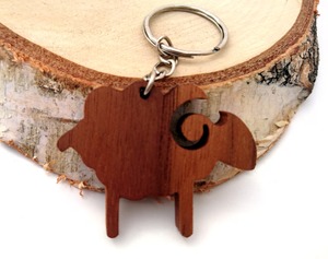 Tan Color Wooden <b>Key</b> <b>Chains</b> Natural Shade Wooden <b>Key</b> <b>Chains</b> Solid Finish Wooden <b>Key</b> <b>Chains</b> Wholesale Factory Price Item Use Wood - Product Image 1