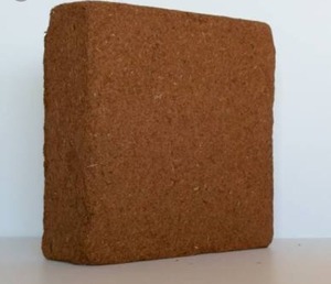 Bloc de tourbe de coco en promotion pour jardinage intérieur, plantes en pot surélevé et aménagement paysager, disponible à prix raisonnable - Product Image 5