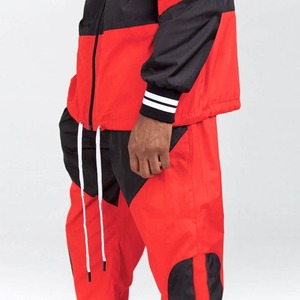Conjunto Deportivo con Capucha para Hombre, Diseño Color Block Rojo y Negro, Ligero, de Poliéster, Manga Larga, Estilo Urbano, Chaqueta y Pantalones Deportivos, Corte Regular - Product Image 4
