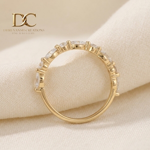 14 Karat Massivgold-Ring mit Labor-Diamanten in Brillant-Rund- und Marquise-Schliff, Damenschmuck, IGI-Zertifiziert, Luxuriöser Ehering - Product Image 3