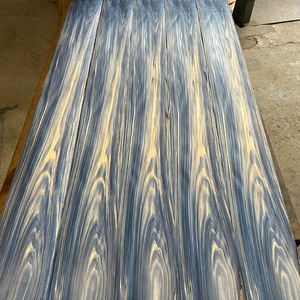 Papel Washi de chapa de madera de ciprés Hinoki teñido en azul patentado, con reverso no tejido, flexible y con acabado texturizado. - Product Image 1