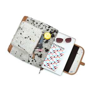 Mochila Premium de Cuero para Estudiantes con Pelo de Vaca, Cierre de Cremallera, Patrón de Letras - Mochila Vintage para Viajes, Portátil y Escuela HNBP-0099 - Product Image 4