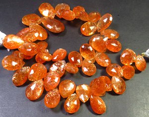 Perles de pierre de soleil naturelle de haute qualité, facettées en poire, orange, à éclat complet, effet confettis arc-en-ciel, 8-16 mm, brin de 8 pouces, pour bijoux - Product Image 4