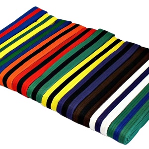 Cinturones de karate de alta calidad para hombre, bordado personalizado, todos los tamaños, de color, taekwondo, judo - Product Image 1