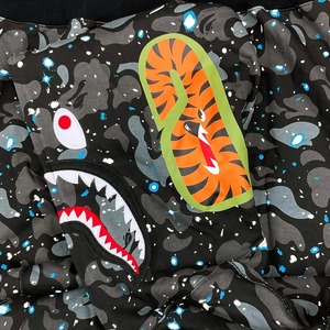 Sudadera con capucha unisex con cremallera, estampado de camuflaje de tiburón, estilo urbano, corte holgado, tejido polar, diseño de apliques bordados, 180g - Product Image 5