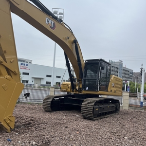 Excavatrice sur chenilles Caterpillar Cat345 d'occasion, 47 tonnes, 90% neuve, d'origine américaine, certifiée EPA CE, pompe, boîte de vitesses, moteur à engrenages, modèle <span class=keywords><strong>2023</strong></span> - Product Image 2