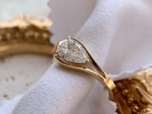 Modern Lab Grown 1.01CT VS1 Pear Cut Diamond Signet <b>Ring</b> Unique Design 14K Solid Gold Engagement Party for Brides Surprise Gift - Product Image 3