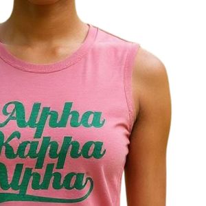 Débardeur rose sans manches pour femme avec imprimé graphique cœur vert, en coton décontracté, idéal pour l'entraînement estival et le fitness, confortable à porter - Product Image 4