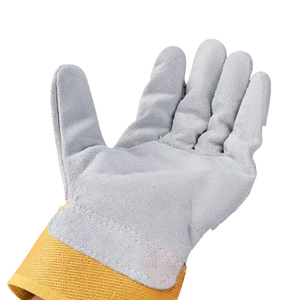 Gants de sécurité en cuir blanc et jaune, entièrement texturés, résistants à l'abrasion, antidérapants, usage général, poignet droit - Product Image 3