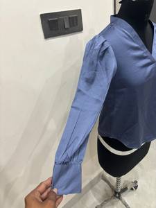 Blusa de Seda Satinada de Color Azul Premium, Cuello en V, Cuello Alto, Manga Larga, Camisa Elegante para Oficina, Ropa Formal para Mujer - Product Image 3
