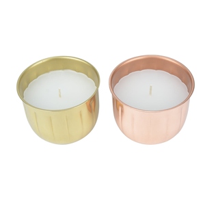 Ensemble de 2 pots à bougies en métal parfumés Midnight Magic, dernier design, plaqués or, personnalisables. - Product Image 4