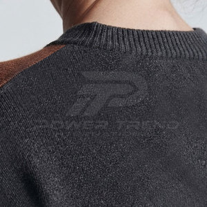 Ensemble de survêtement pour femme à étiquette privée, tricoté sur mesure, deux pièces, hiver, uni, respirant, léger, tenue décontractée avec accents à rabats - Product Image 5