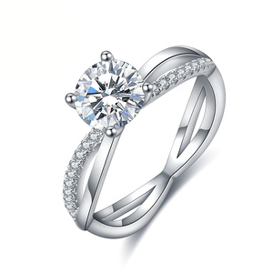 Anillo Solitario de Lujo con Corte Brillante Redondo, Anillo de Diamante Moissanite VVS, Anillo de Compromiso Vintage, Joyería Fina con Certificado IGI - Product Image 3