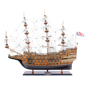 Sovereign Seas 80cm Fabriqué à la main en bois de cèdre Modèle de bateau Réplique nautique Meubles Présentoir pour la décoration de la maison Peint Art - Product Image 1