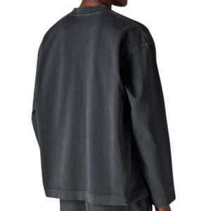 Camiseta de Manga Larga Negra para Hombre, Cuello Redondo, Algodón, Estilo Casual Urbano, Acabado Vintage Suave - Product Image 1