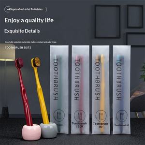 Brosse à dents jetable pour hôtel avec poils en nylon moyens, manche en plastique, kit dentaire de voyage pour les clients en chambre - Product Image 3