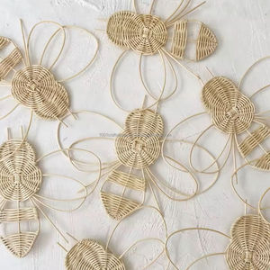 Facile à transporter Décoration murale en rotin faite à la main Fabricant d'accent décoratif durable écologique Vietnam durable - Product Image 3