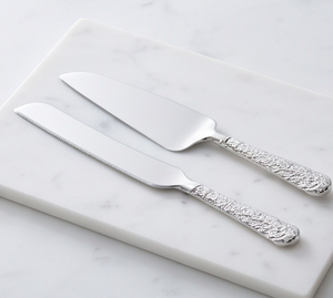 Juego de utensilios para servir pasteles de acero inoxidable de primera calidad con asas en relieve, perfecto para bodas, regalos y ocasiones especiales. - Product Image 1