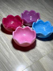 Nuevo Tazón de Resina Hecho a Mano para Ensaladas, Tazón para Servir Alimentos, Tazón de Resina de la Mejor Calidad, Servidor de Ensaladas de Resina de Colores, Tazón Decorativo para Alimentos y Ensaladas - Product Image 3